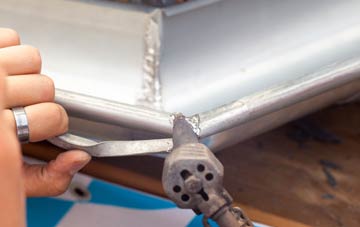 disadvantages of Ceann A Staigh Chuil lead roofing